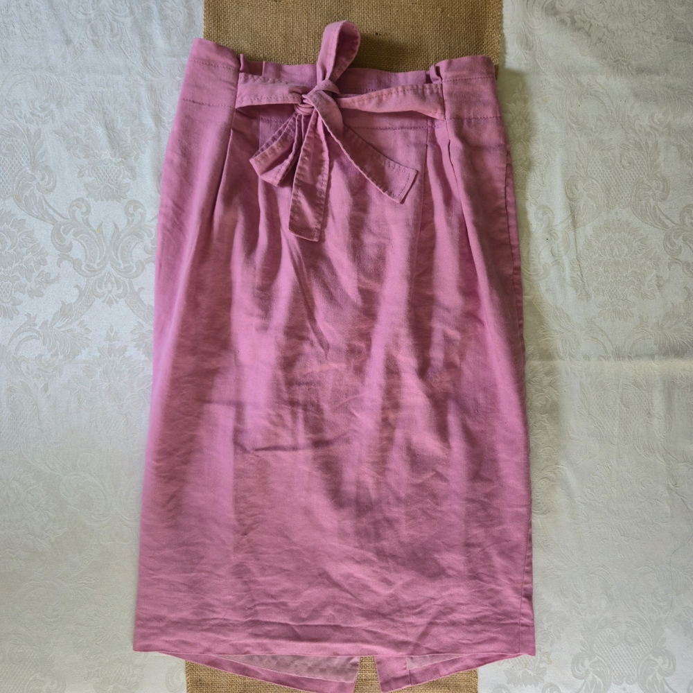 Ann Taylor Bright Pink Midi Skirt with Bow Detail Size 6 Summer with Pockets